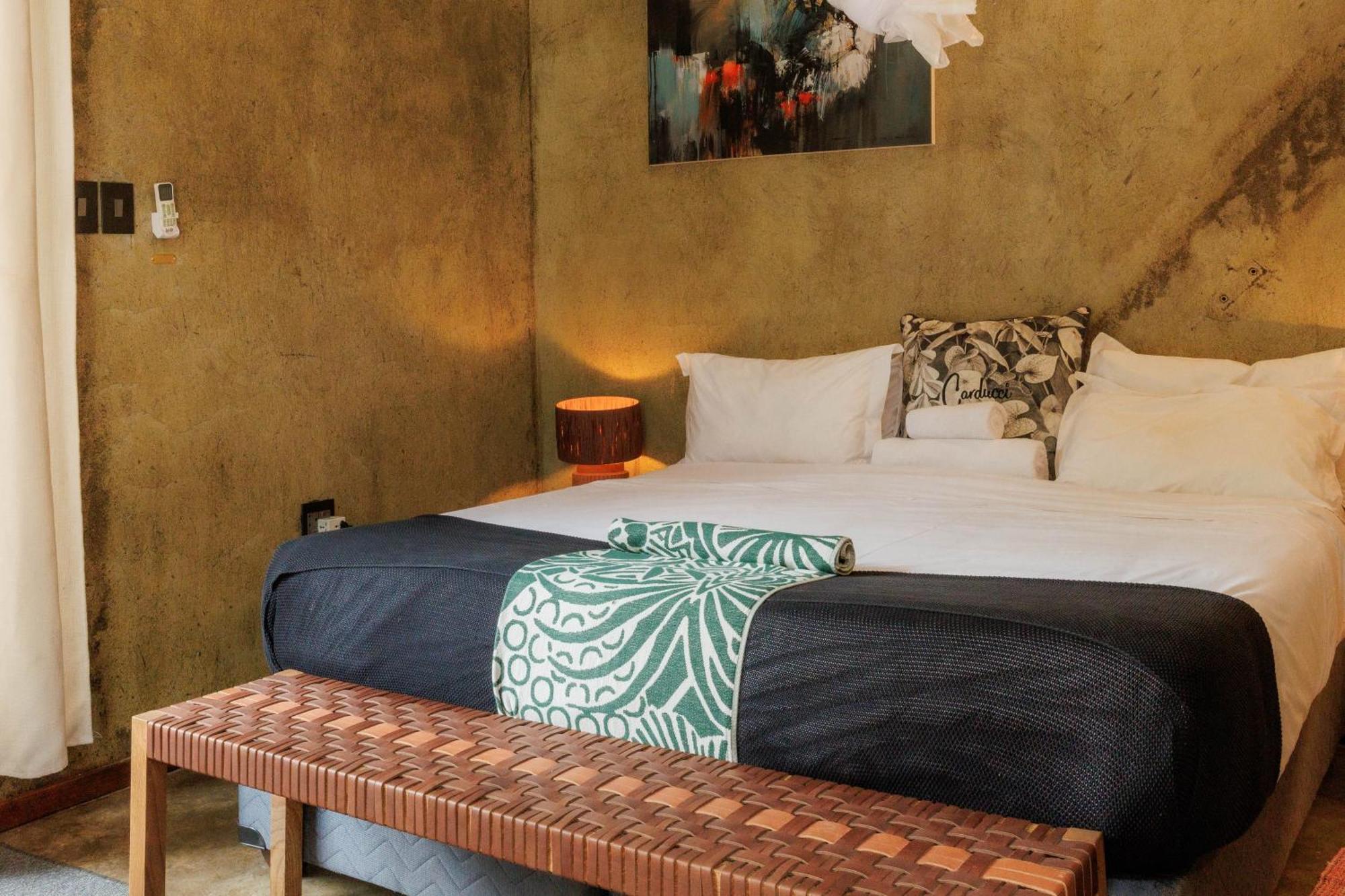 Chobe House Villa And Chalets Kasane Bagian luar foto