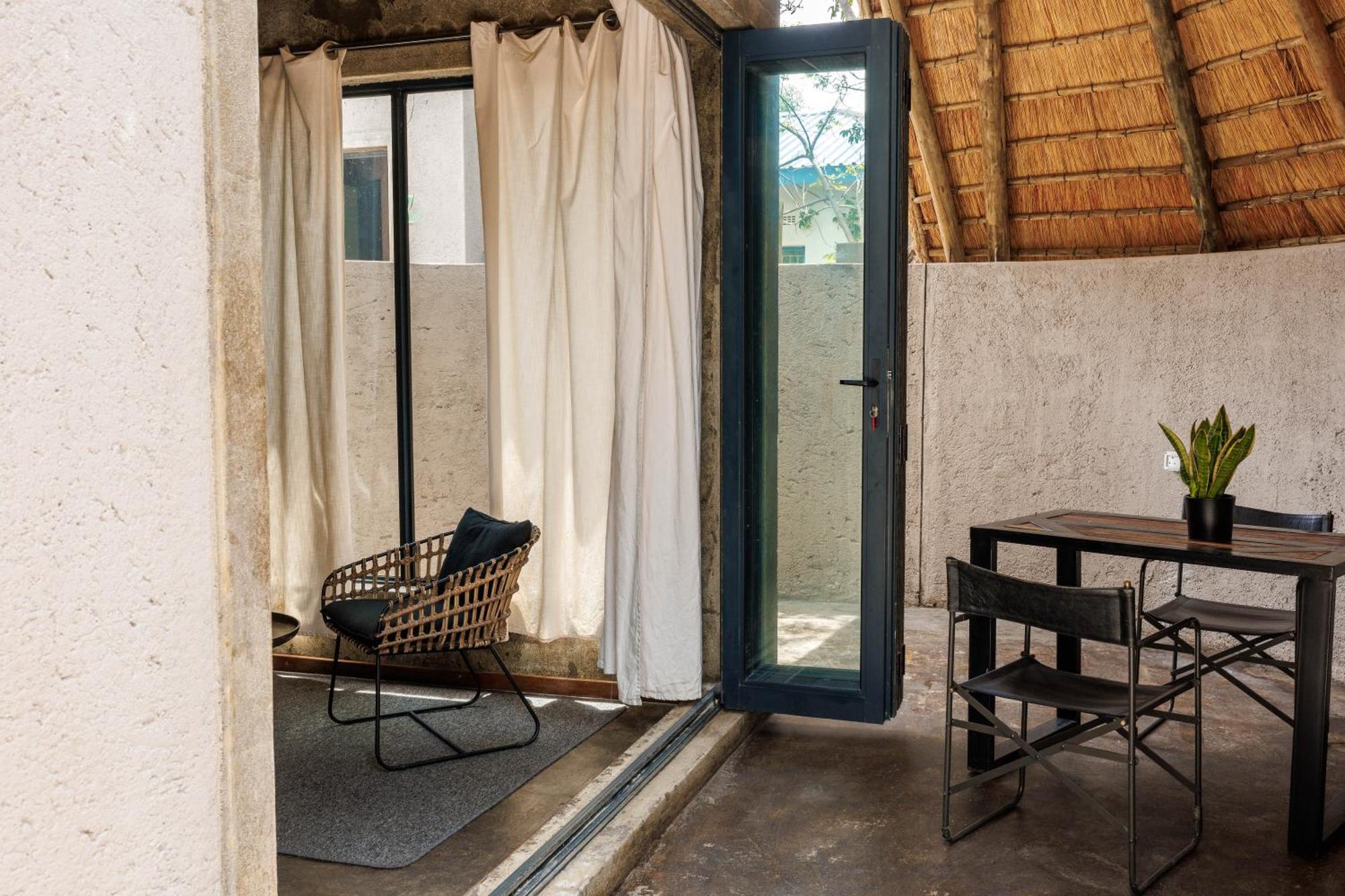 Chobe House Villa And Chalets Kasane Bagian luar foto
